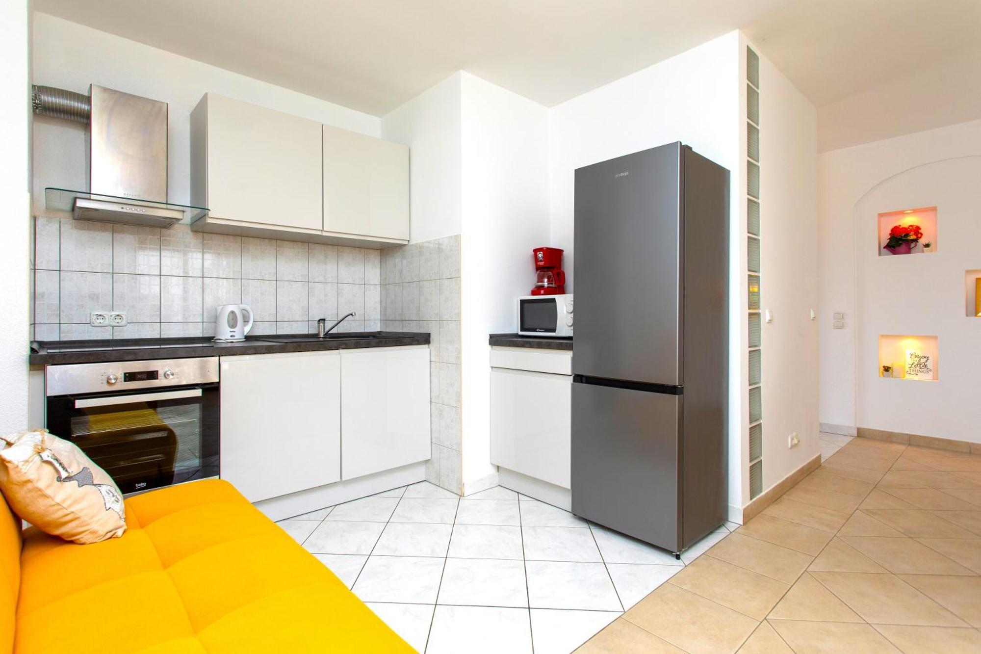 Holiday House Nena With Pool Vinišće Екстериор снимка