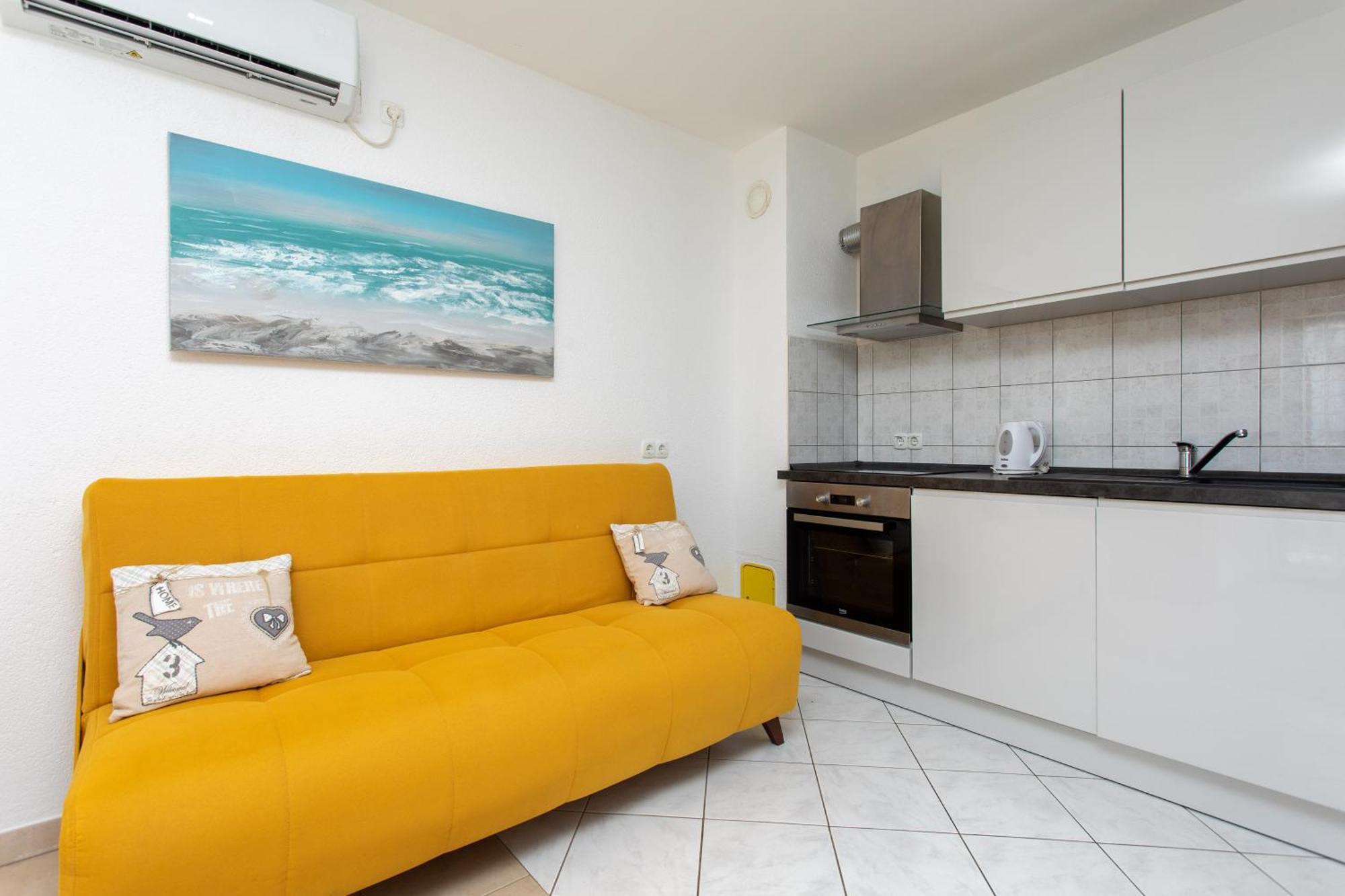 Holiday House Nena With Pool Vinišće Екстериор снимка